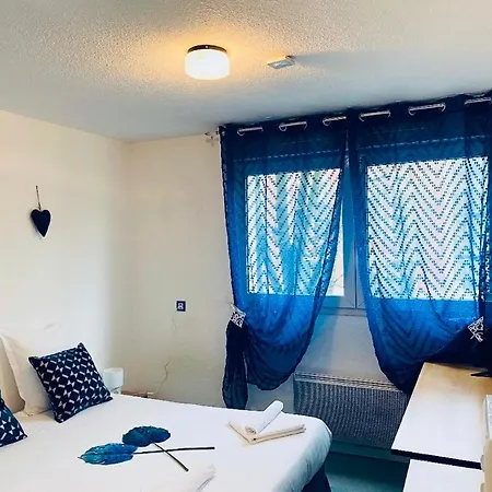 Neoresid - Résidence Saint Marc Appart hôtel